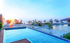 โรงแรมฟีนิกซ์ หาดกะรน